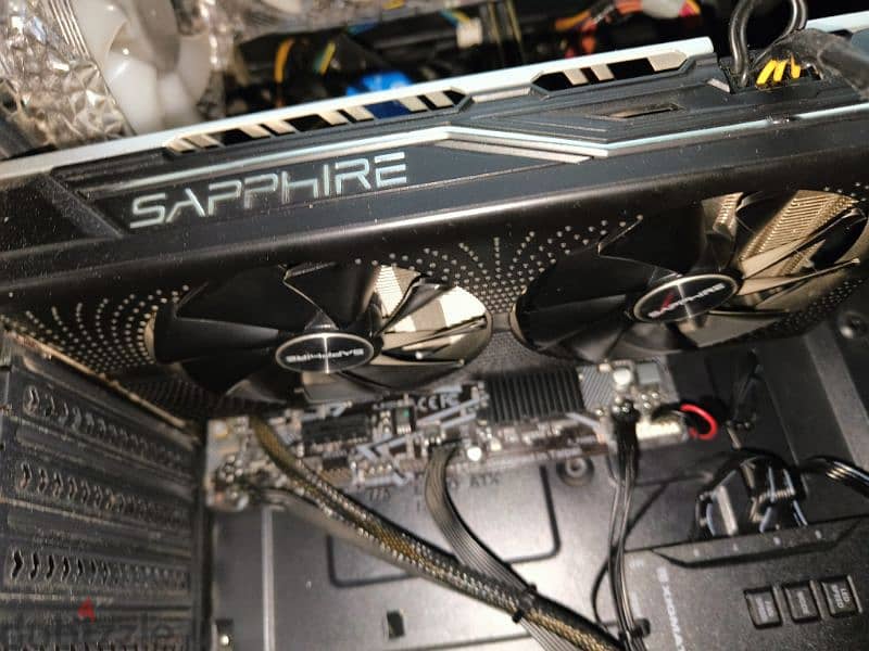 SAPPHIRE RX570 4 GiGA 1