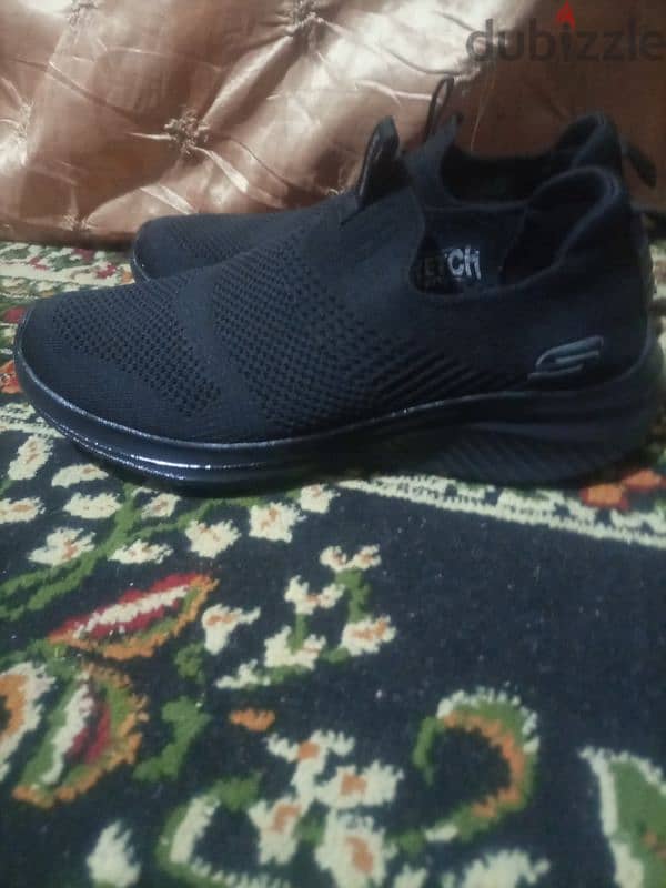 SKETCHERS. MEMORY. FOAM. . Siz. . 41 0