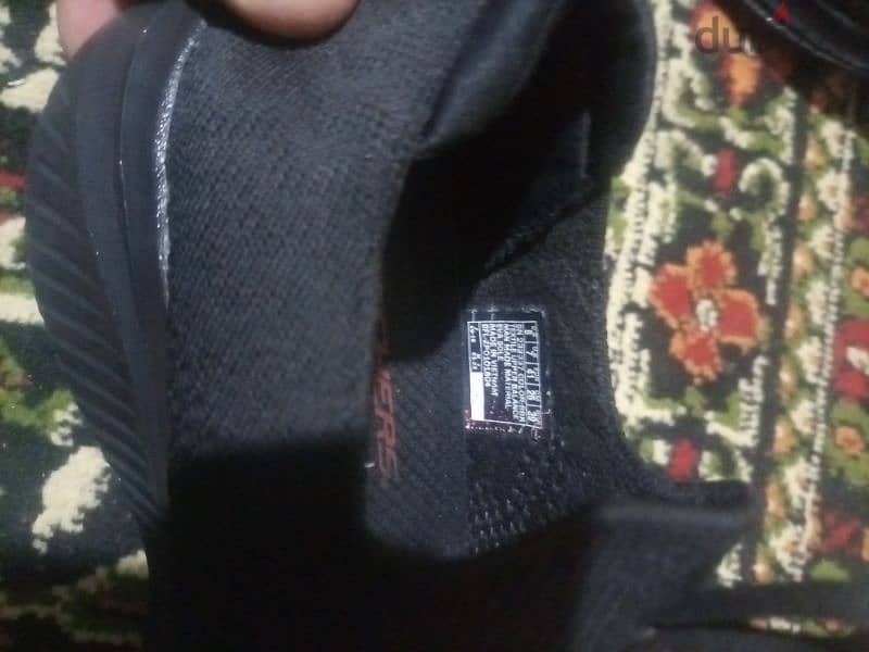 SKETCHERS. MEMORY. FOAM. . Siz. . 41 5