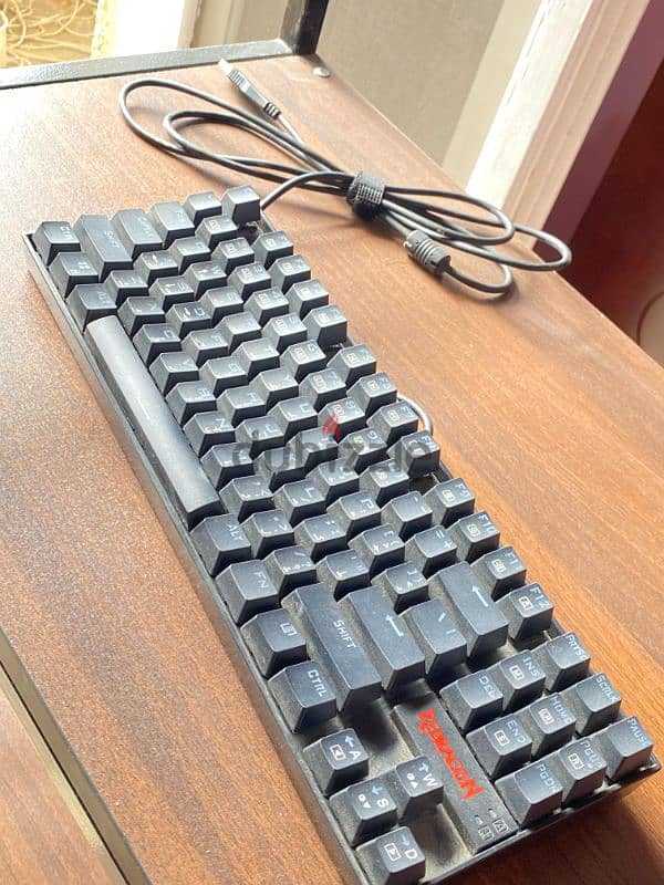 REDRAGON MECHANICAL KEYBOARD DUST PROOF BLUE SWITCH 3