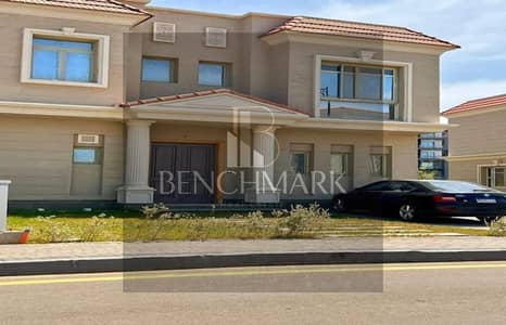 Villa snapshot for sale 611m immediate delivery Zahya New Mansoura private beach