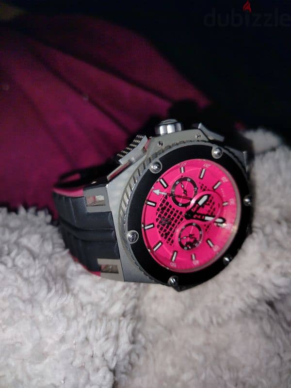 HUBLOT. . . Ferrari ساعه 4