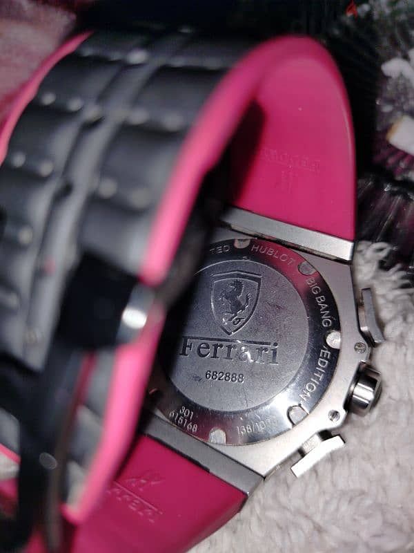 HUBLOT. . . Ferrari ساعه 5