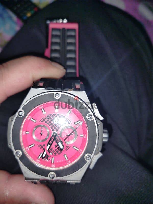 HUBLOT. . . Ferrari ساعه 8