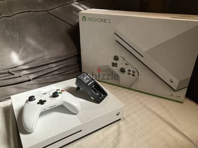 Xbox 1 s 1t