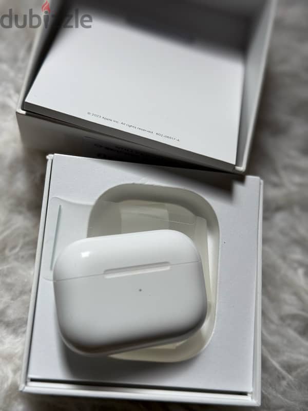 airpods pro 2 like new 0