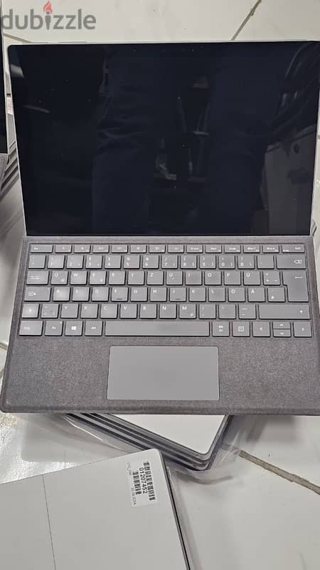 Like NEW - Microsoft Surface Pro 7 1