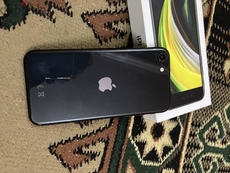 IPhone Se 2020 (2nd Generation) In perfect condition for sale 2