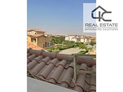 Villa Townhouse for sale  with installment 208m in Hyde Park new cairo  READY  TO  MOVE  view on  landscape in the best location in  5th settlement