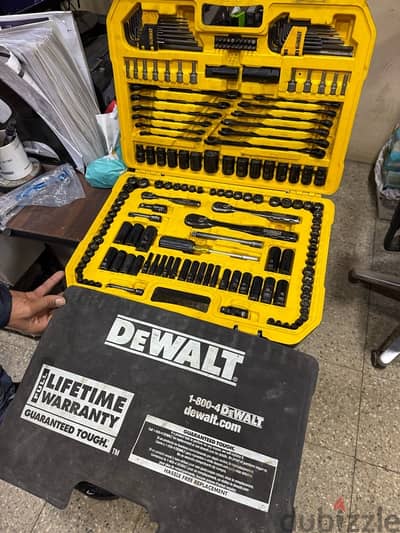 طقم لقم  DEWALT ١٨٩ قطعة