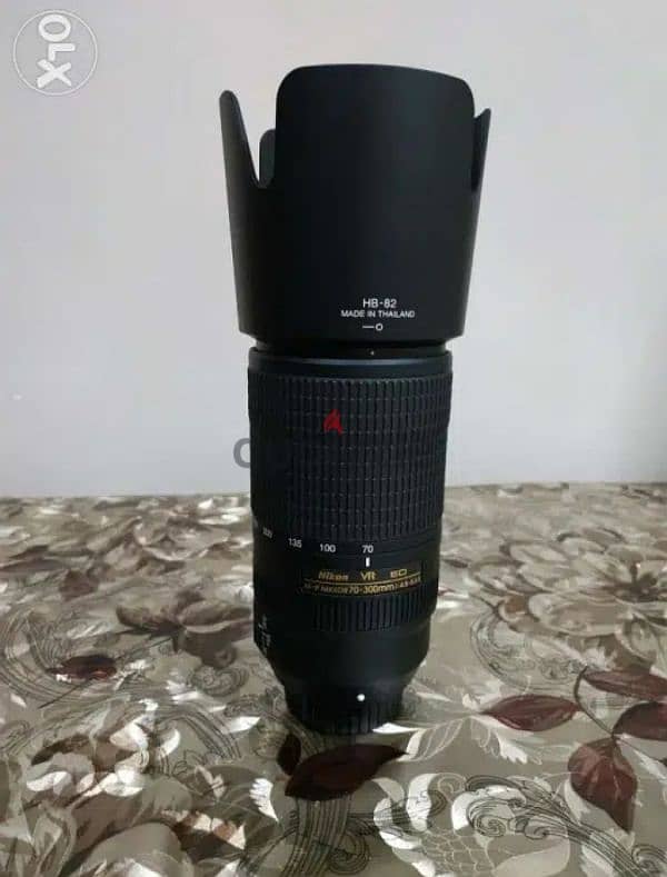 عدسة نيكون فول فريم Nikon AF-P 70-300 1