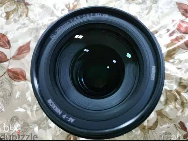 عدسة نيكون فول فريم Nikon AF-P 70-300 4