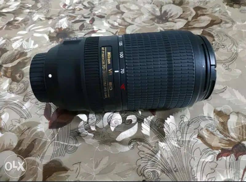 عدسة نيكون فول فريم Nikon AF-P 70-300 6