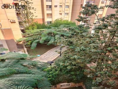 2-bedroom flat in Madinaty B7 for EGP 3,400,000.