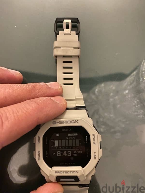 CASIO G-SHOCK GBD 200 - used like new. 4