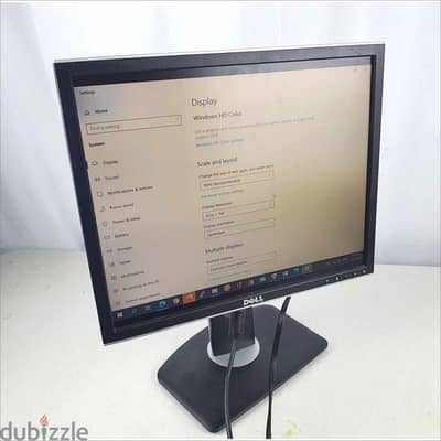 Dell 19″ Fullscreen LCD Monitor (Made in Slovenia)