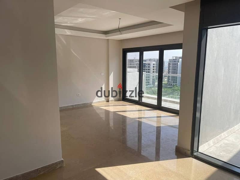 Apartment with immediate receipt for sale in, El Patio Oro Jump, American University, 171 sqm, available in installments up to 8 years withou 0