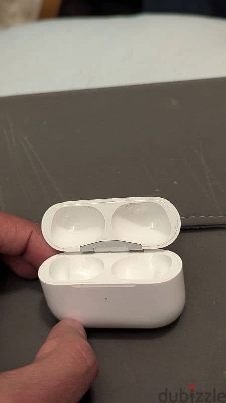 Airpods Pro 1 case only 2