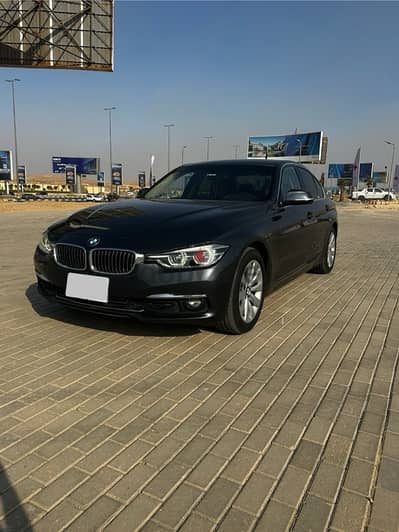 BMW 318i 2019