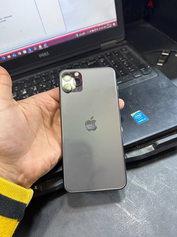 iphone 11 pro max 2