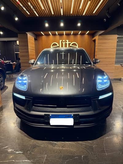 Porsche Macan T 2024