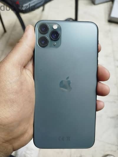 iPhone 11 Pro Max 256G 74% خطين كرتونه