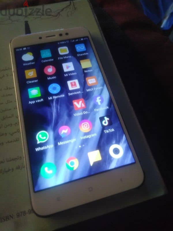 شاومي ريدمي Note 5A Prime فيه شرخ في الباغه 0