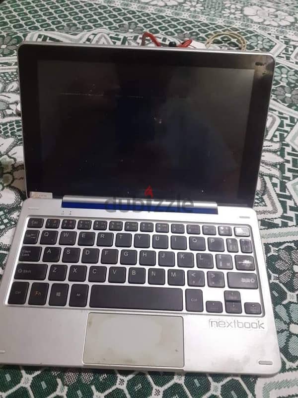 mini laptop and tablet 1