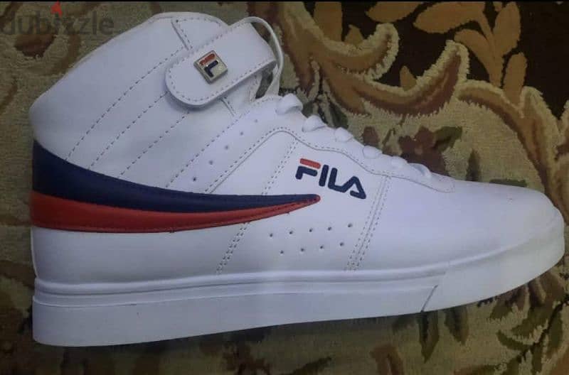 شوزات fila. new balance جديده للبيع بسعر مغري المقاسات موضحه في الصور 11