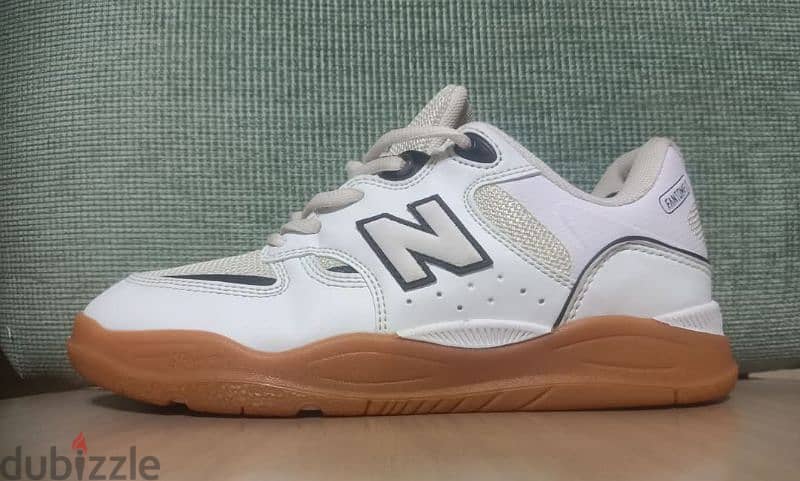 شوزات fila. new balance جديده للبيع بسعر مغري المقاسات موضحه في الصور 14