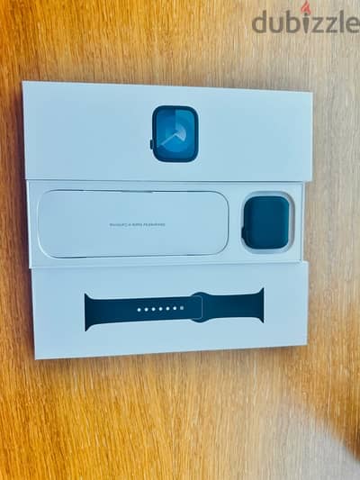 Apple Watch series 9 Brand new with box