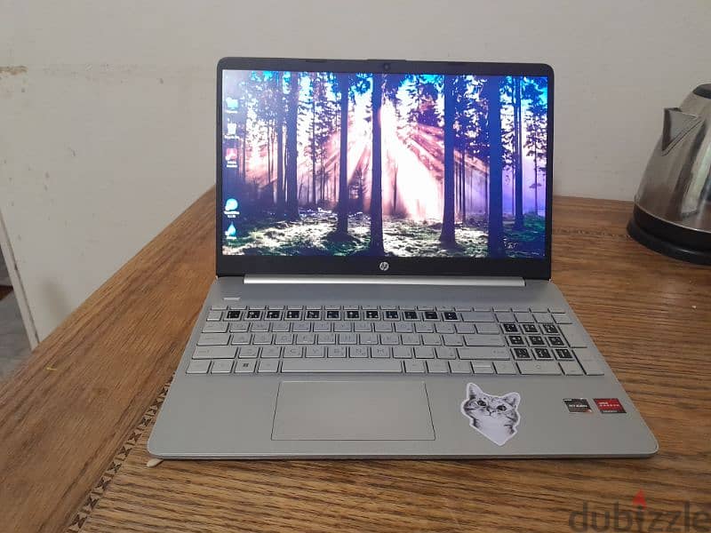 HP laptop used in perfect conditions 3