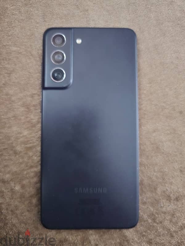 Samsung S21 FE 128 GB 8G RAM 2