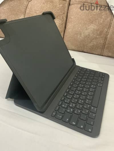 Logitech magic keyboard SLIM FOLIO PRO for iPad Pro 12.9-inch (3rd & 4