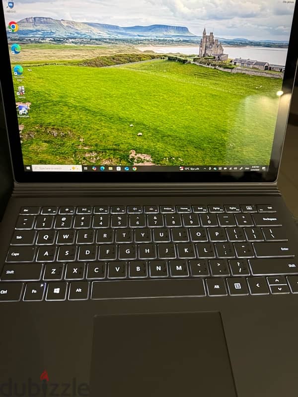 Microsoft surface book 2 5