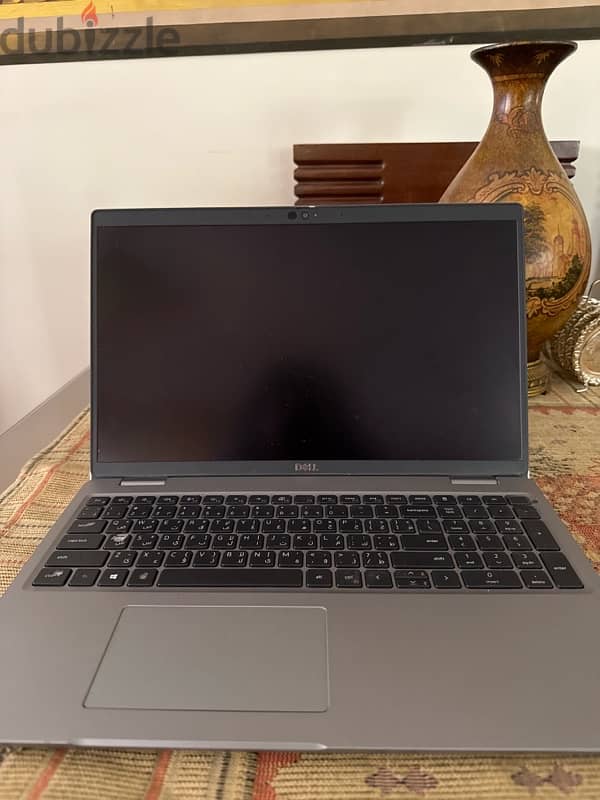 Dell Latitude 5520 0