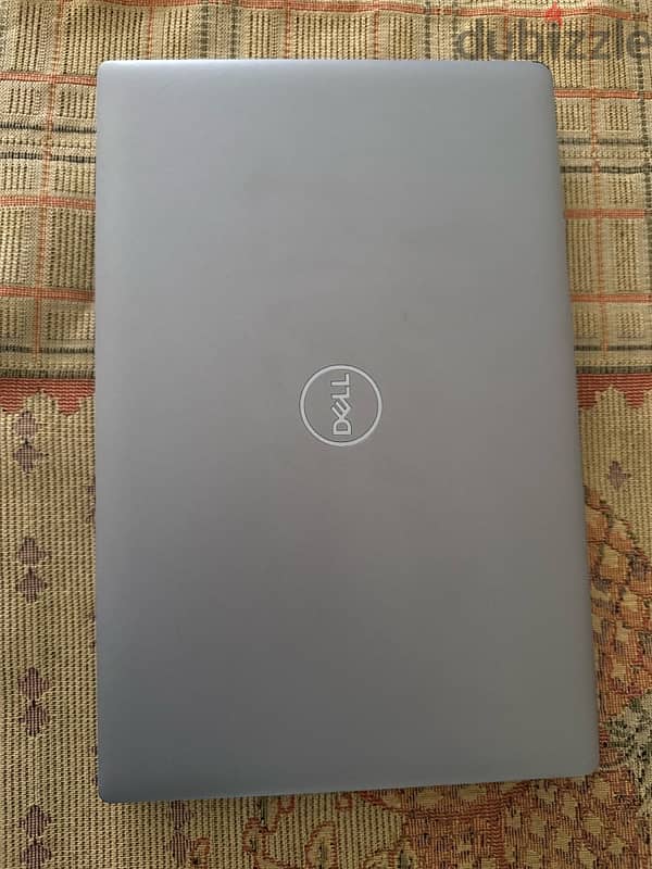 Dell Latitude 5520 1