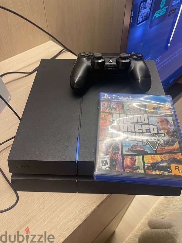 playstation 4 + Gta V + fc25 + ps plus 2