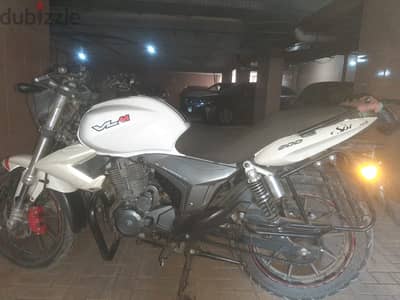 بينيلي vlm 200