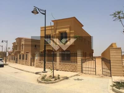 Standalone With Very Prime Location For Sale At Royal Meadows Compound In Sheikh Zayed ( Ready To Move )