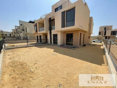 Twin house for sale in Sodic East Compound, Shorouk City, with an excellent location and a distinctive view in the compound