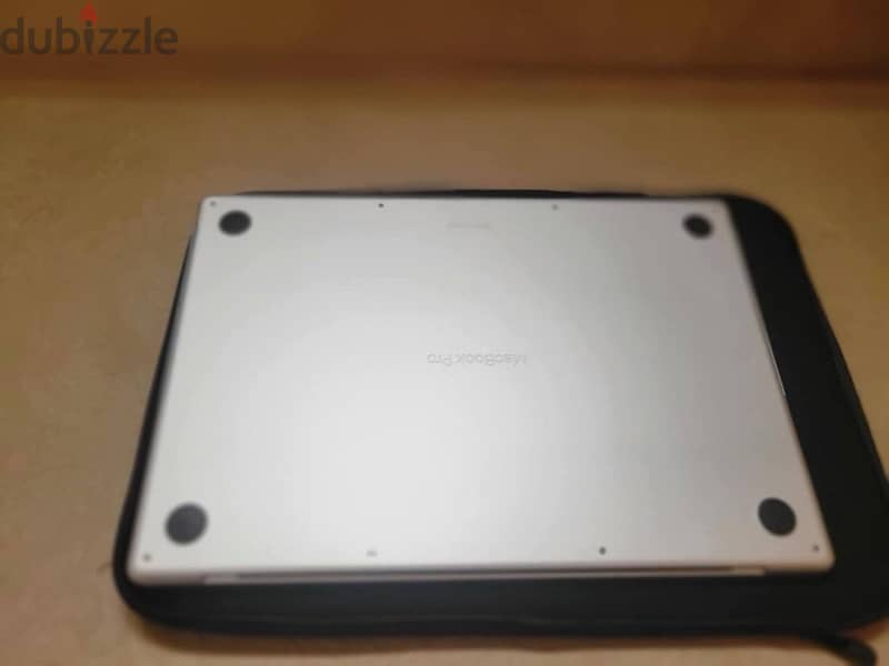 MacBook Pro M2 Pro 16 inch 3