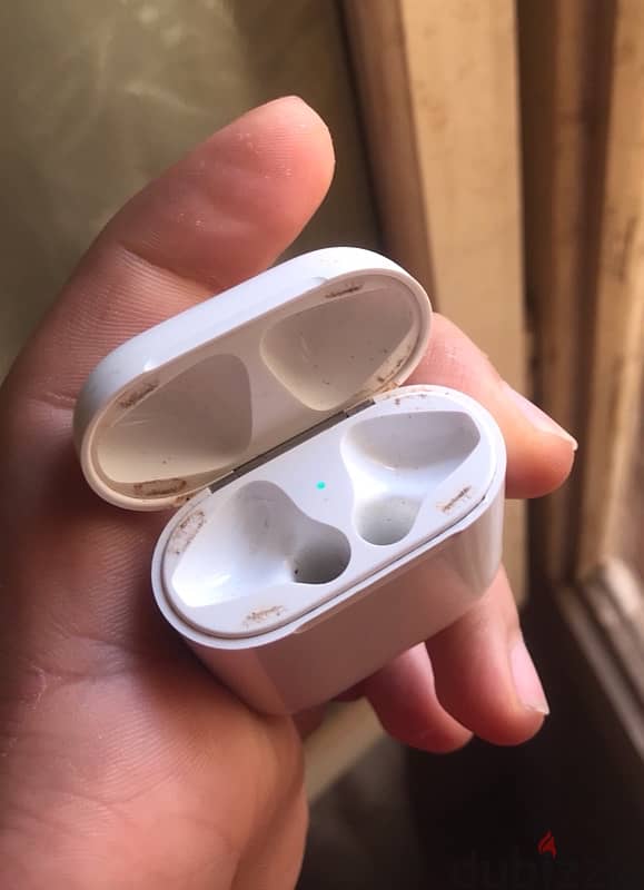 Original Airpods 1st generation Case _ بوكس شحن ايربودز ١ الاصلية 2