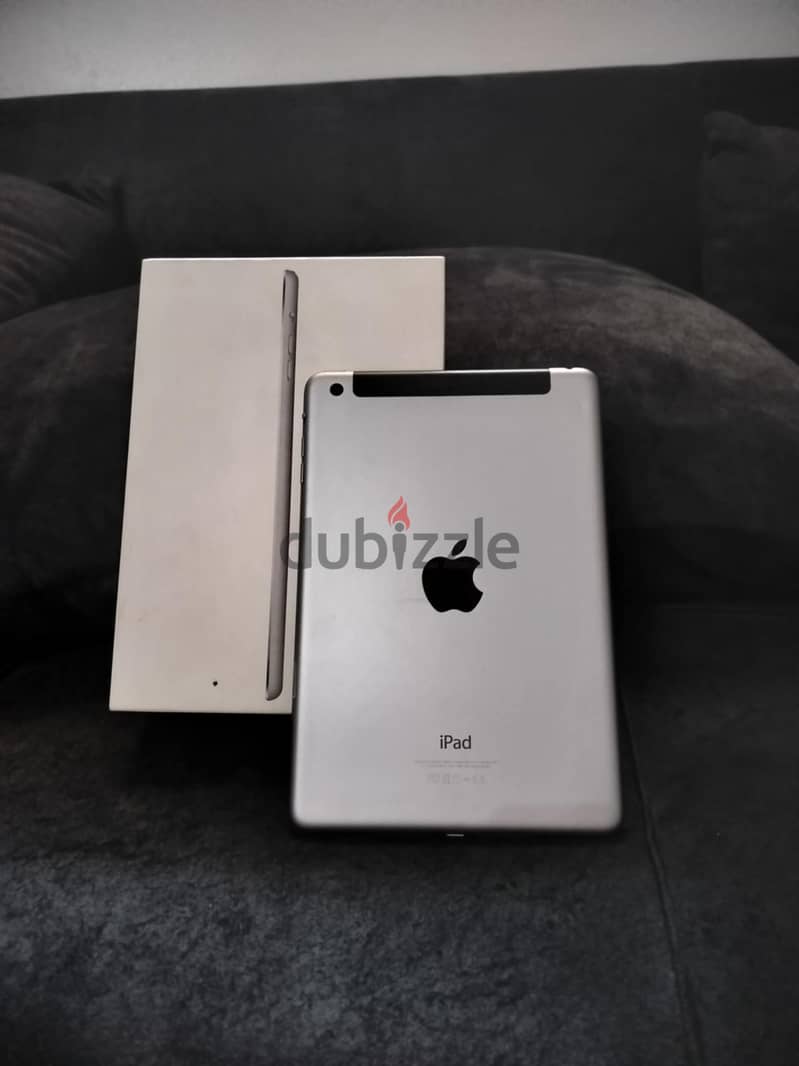 Apple - iPad mini 3 Wi-Fi + Cellular 1