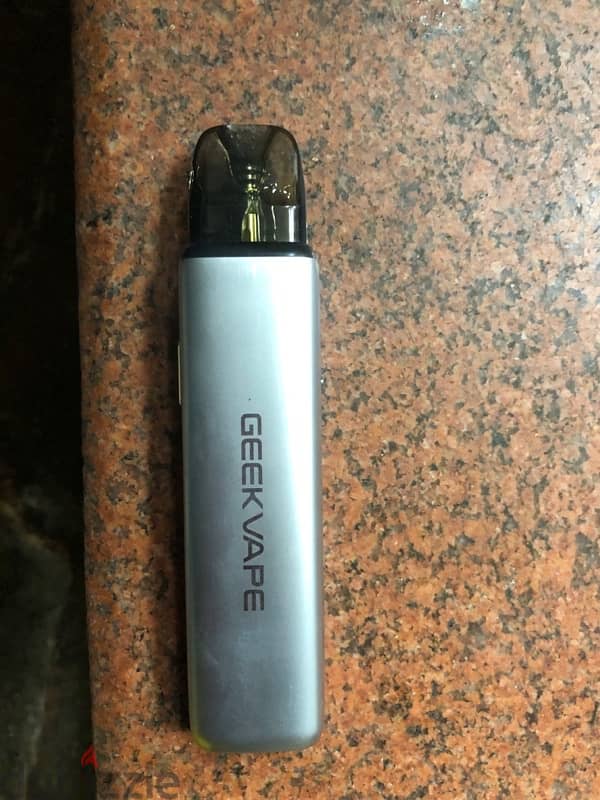 بود تاتشgeek vape touch  + ليكويد 2