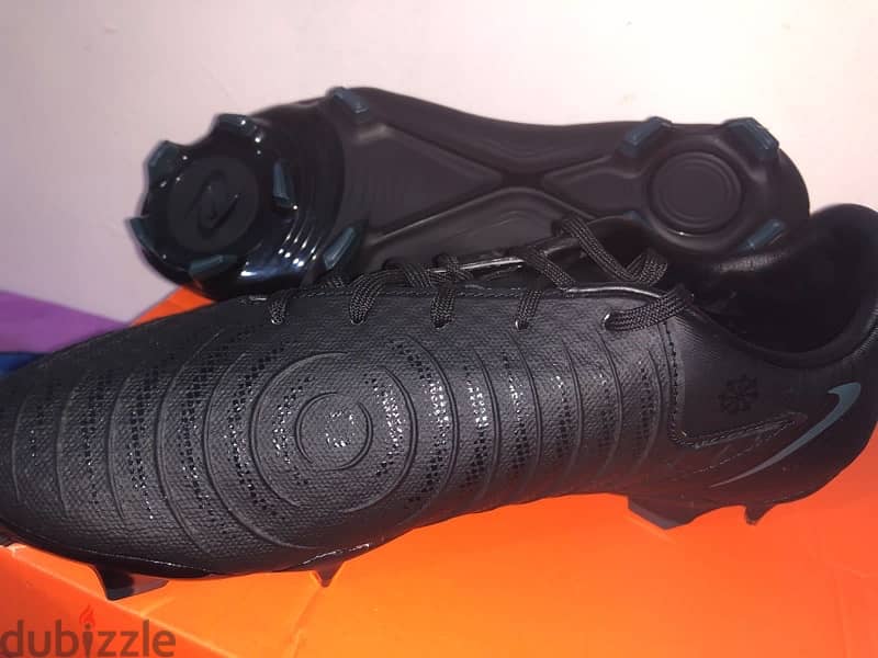 nike phantom gx 2 club soccer shoes 0