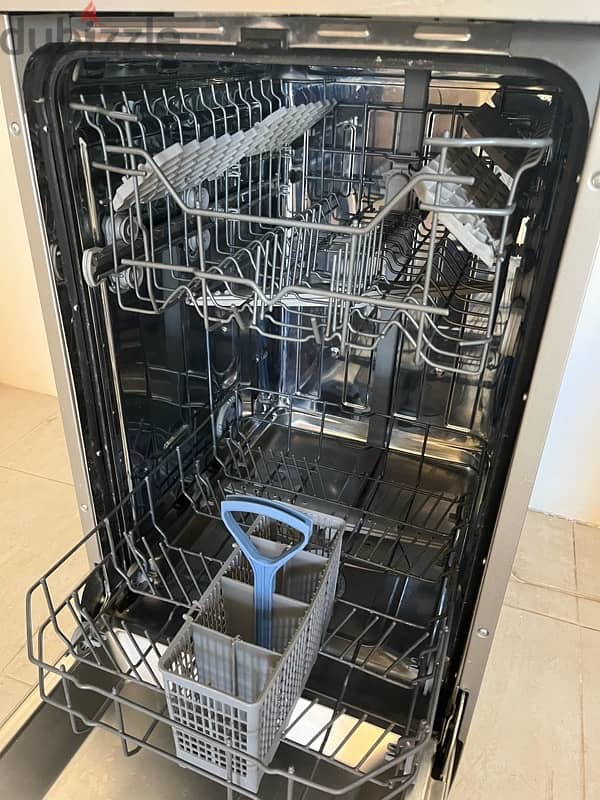 Fresh Dishwasher 45cm Like New 4