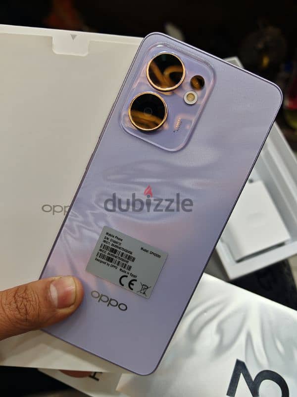 Oppo Reno 13 F 5G 1