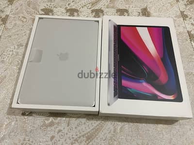 Macbook Pro M2 New جهاز جديد اتشحن مرة واحده فقط عربي انجليزي بالعلبه