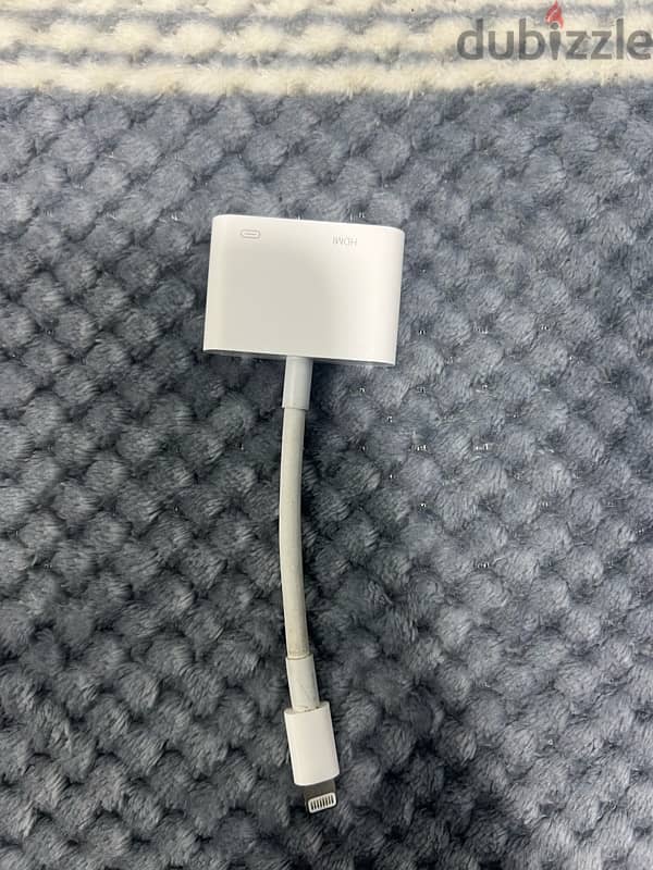 adabter iphone HDMI , charger 2